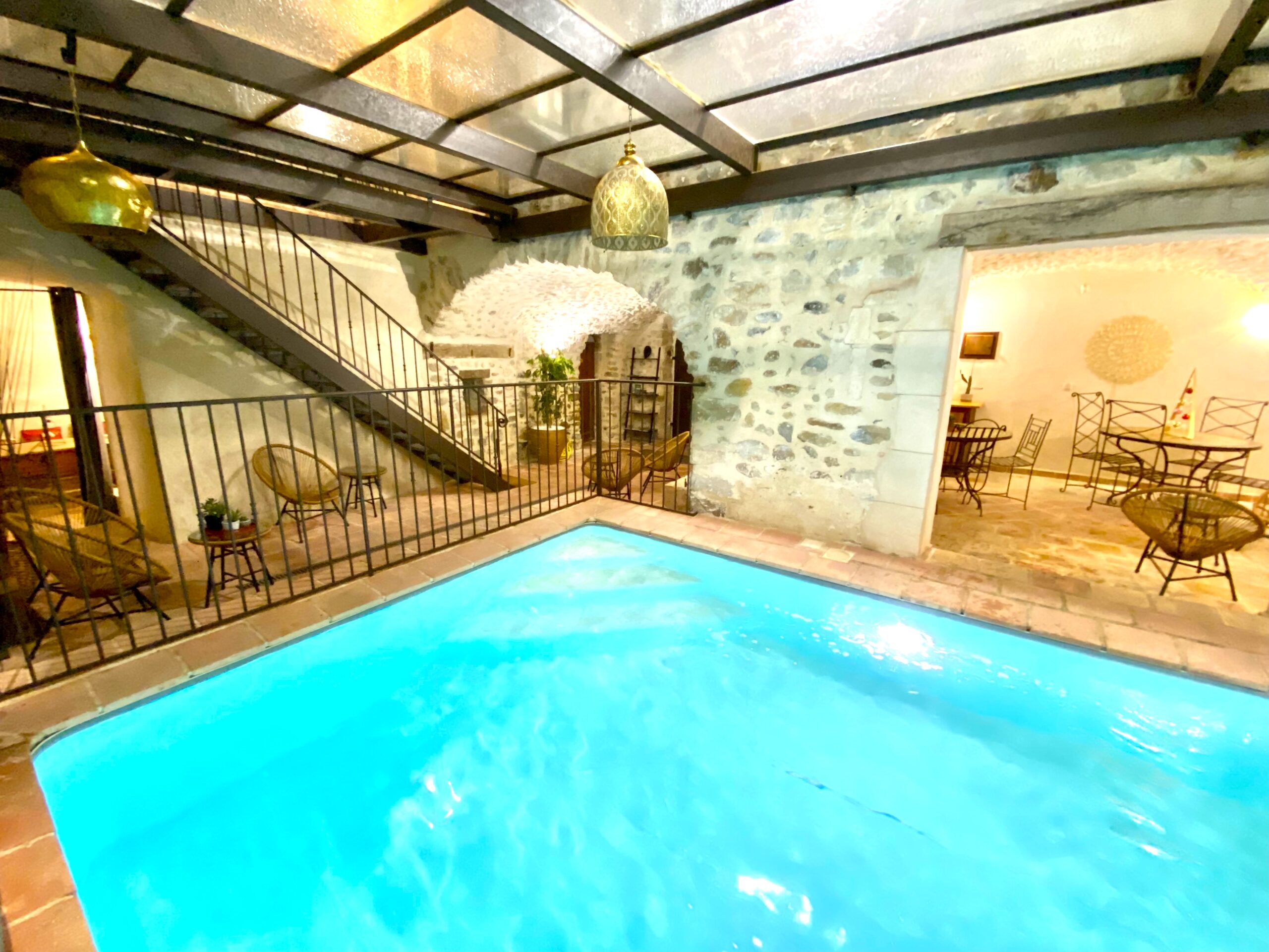 gîte de groupe de charme piscine couverte chauffée Ardeche | Gîtes Bastide Saint Martin Vallon Pont d'Arc